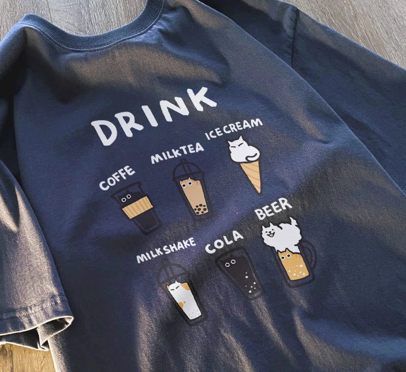 Cat Café Graphic Tee – Kawaii Japan-Style Cotton T-Shirt (Unisex)